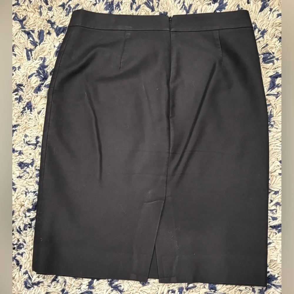 Women’s Classic J. Crew Black no 2. Pencil Skirt – Sleek Tailored Style 8